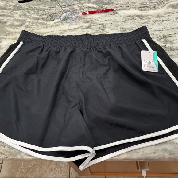 JUST MY SIZE Women's Plus Size Active Woven Run Short 2x - Picture 1 of 4